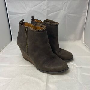 Lucky Brands wedge booties 8.5